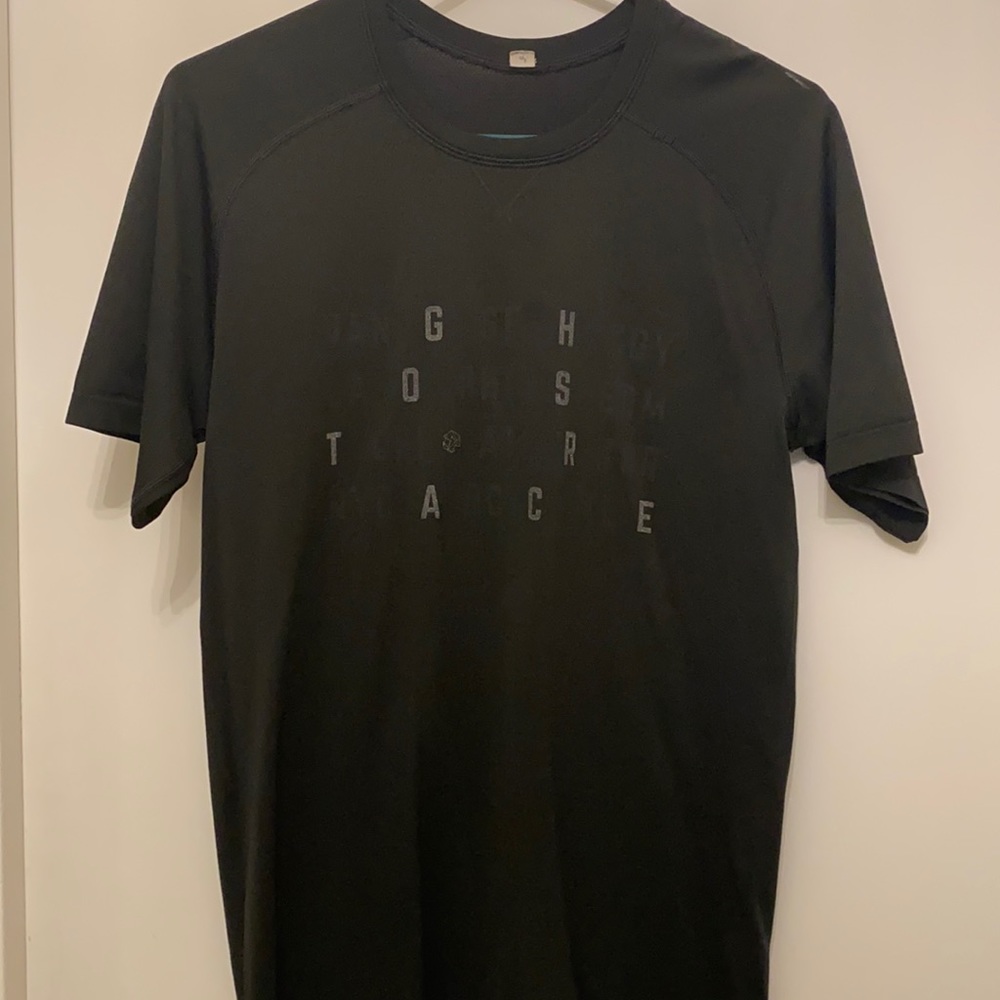 Lululemon Ghost Race Black Small Tee Shirt